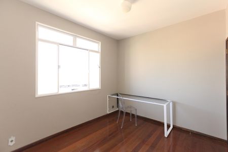 Apartamento para alugar com 145m², 3 quartos e 1 vaga