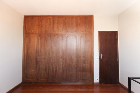 Apartamento para alugar com 145m², 3 quartos e 1 vaga
