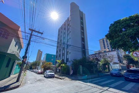 Apartamento para alugar com 145m², 3 quartos e 1 vaga