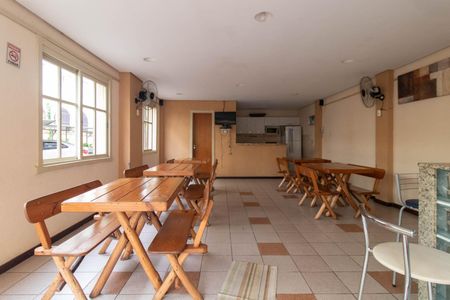 Apartamento à venda com 66m², 3 quartos e 1 vaga Apartamento à venda com 66m², 3 quartos e 1 vagaÁrea comum - Salão de festas