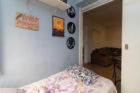 Quarto 1 de apartamento à venda com 3 quartos, 66m² em Santo Antônio, Porto Alegre