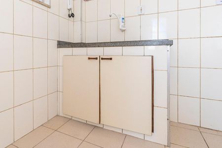 Apartamento para alugar com 65m², 2 quartos e sem vaga Apartamento para alugar com 65m², 2 quartos e sem vagaCozinha - Armários