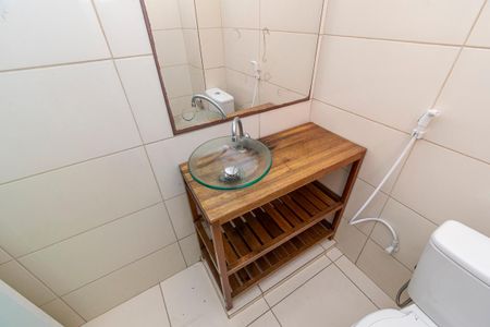 Apartamento para alugar com 65m², 2 quartos e sem vaga Apartamento para alugar com 65m², 2 quartos e sem vagaBanheiro
