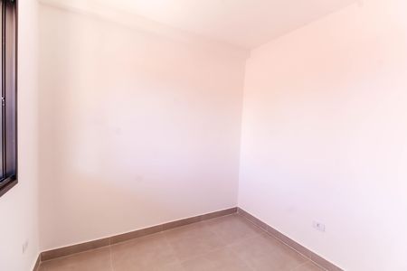 Quarto 2 de apartamento para alugar com 2 quartos, 40m² em Vila Canero, São Paulo