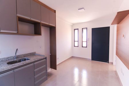Apartamento para alugar com 40m², 2 quartos e 1 vagaSala/Cozinha