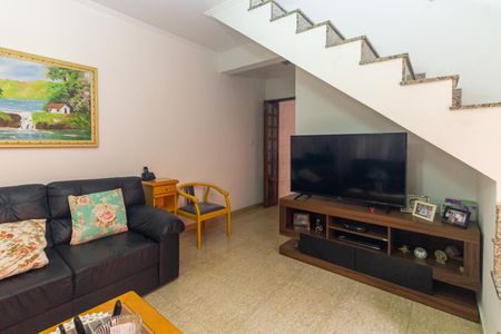 Casa à venda com 3 quartos, 138m² em Vila Carlos de Campos, São Paulo