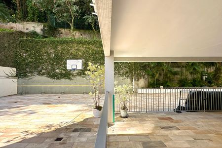 Apartamento à venda com 140m², 2 quartos e 2 vagas