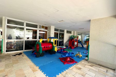 Apartamento à venda com 140m², 2 quartos e 2 vagas