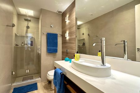 Apartamento à venda com 140m², 2 quartos e 2 vagas