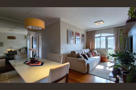 Apartamento à venda com 76m², 3 quartos e 2 vagas Apartamento à venda com 76m², 3 quartos e 2 vagasSala