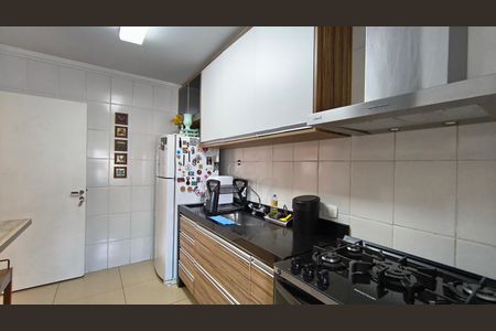 Apartamento à venda com 76m², 3 quartos e 2 vagas Apartamento à venda com 76m², 3 quartos e 2 vagasCozinha