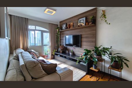 Apartamento à venda com 3 quartos, 76m² em Jardim Vila Mariana, São Paulo