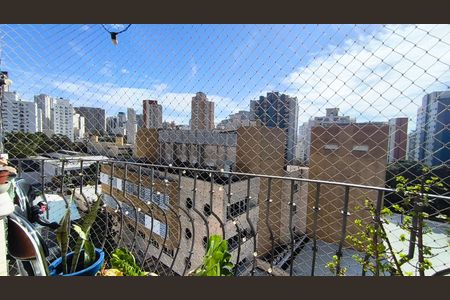 Apartamento à venda com 76m², 3 quartos e 2 vagas Apartamento à venda com 76m², 3 quartos e 2 vagasVaranda
