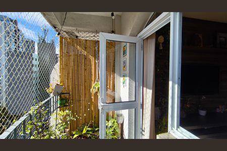 Apartamento à venda com 76m², 3 quartos e 2 vagas Apartamento à venda com 76m², 3 quartos e 2 vagasVaranda