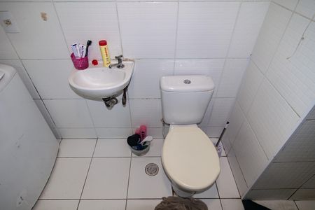 Banheiro de apartamento para alugar com 1 quarto, 34m² em República, São Paulo