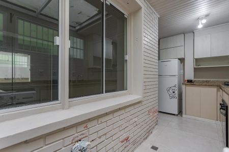 Apartamento para alugar com 50m², 2 quartos e sem vaga Apartamento para alugar com 50m², 2 quartos e sem vagaCozinha e Área de Serviço