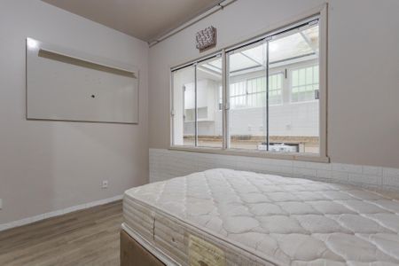 Quarto 1 de apartamento para alugar com 2 quartos, 50m² em Cristo Redentor, Porto Alegre
