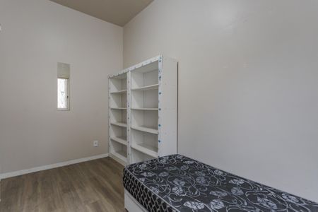 Quarto 2 de apartamento para alugar com 2 quartos, 50m² em Cristo Redentor, Porto Alegre