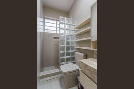 Apartamento para alugar com 50m², 2 quartos e sem vaga Apartamento para alugar com 50m², 2 quartos e sem vagaBanheiro