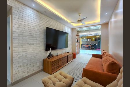 Apartamento para alugar com 135m², 2 quartos e 1 vaga Apartamento para alugar com 135m², 2 quartos e 1 vagaSala