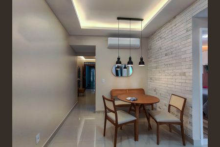 Apartamento para alugar com 135m², 2 quartos e 1 vaga Apartamento para alugar com 135m², 2 quartos e 1 vagaSala