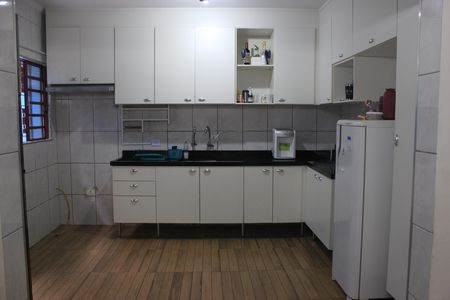 Casa para alugar com 240m², 3 quartos e 2 vagasCozinha