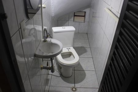 Casa para alugar com 240m², 3 quartos e 2 vagasLavabo
