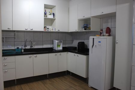 Casa para alugar com 240m², 3 quartos e 2 vagasCozinha