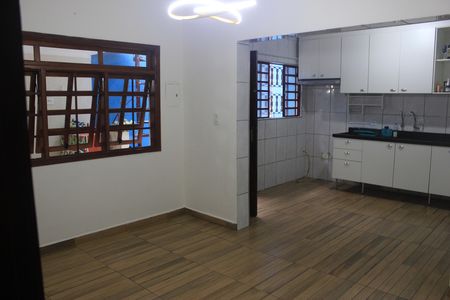 Casa para alugar com 240m², 3 quartos e 2 vagasSala de jantar