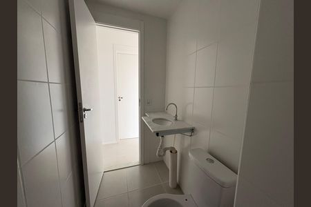Banheiro Social de apartamento para alugar com 3 quartos, 74m² em Jardim Atlantico, Goiânia
