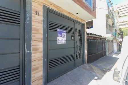 Casa para alugar com 55m², 2 quartos e sem vaga Casa para alugar com 55m², 2 quartos e sem vagaFachada