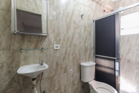 Casa para alugar com 55m², 2 quartos e sem vaga Casa para alugar com 55m², 2 quartos e sem vagaBanheiro