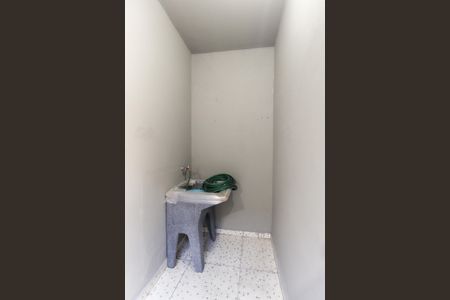 Casa para alugar com 55m², 2 quartos e sem vaga Casa para alugar com 55m², 2 quartos e sem vagaÁrea de Serviço