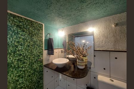 Casa à venda com 192m², 3 quartos e 2 vagasBanheiro da Edícula