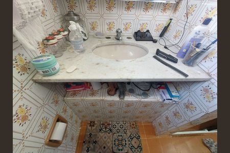 Casa à venda com 192m², 3 quartos e 2 vagasBanheiro da Suíte