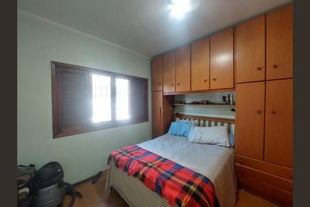 Casa à venda com 192m², 3 quartos e 2 vagasSuíte