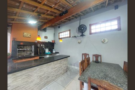 Casa à venda com 192m², 3 quartos e 2 vagasÁrea Gourmet