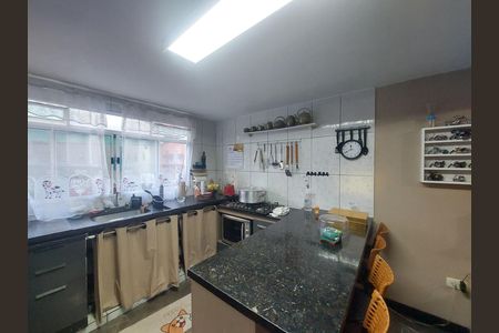 Casa à venda com 192m², 3 quartos e 2 vagasCozinha da Edícula
