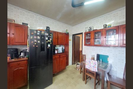Casa à venda com 192m², 3 quartos e 2 vagasCozinha