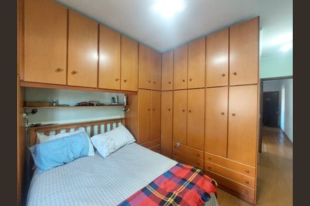 Casa à venda com 192m², 3 quartos e 2 vagasSuíte