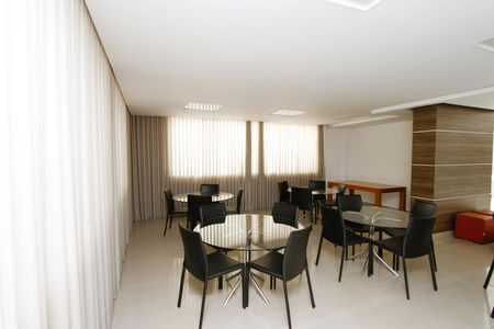 Apartamento à venda com 80m², 3 quartos e 2 vagasÁrea comum - Salão de festas