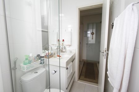 Apartamento à venda com 80m², 3 quartos e 2 vagasBanheiro Social