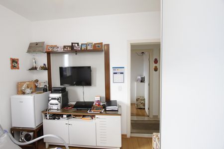 Apartamento à venda com 80m², 3 quartos e 2 vagasQuarto 2