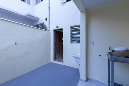 Casa para alugar com 85m², 2 quartos e sem vaga Casa para alugar com 85m², 2 quartos e sem vagaQuintal