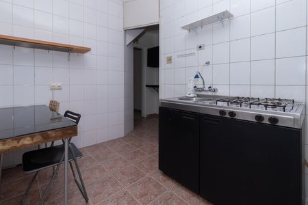 Casa para alugar com 85m², 2 quartos e sem vaga Casa para alugar com 85m², 2 quartos e sem vagaCozinha