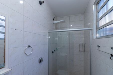 Casa para alugar com 85m², 2 quartos e sem vaga Casa para alugar com 85m², 2 quartos e sem vagaBanheiro da Suíte