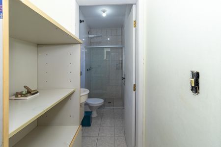 Casa para alugar com 85m², 2 quartos e sem vaga Casa para alugar com 85m², 2 quartos e sem vagaBanheiro da Suíte