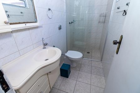 Casa para alugar com 85m², 2 quartos e sem vaga Casa para alugar com 85m², 2 quartos e sem vagaBanheiro da Suíte