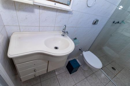 Casa para alugar com 85m², 2 quartos e sem vaga Casa para alugar com 85m², 2 quartos e sem vagaBanheiro da Suíte