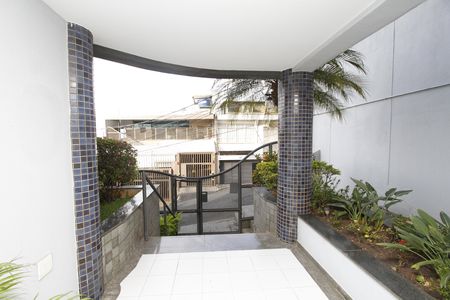 Apartamento à venda com 96m², 3 quartos e 3 vagasEntrada